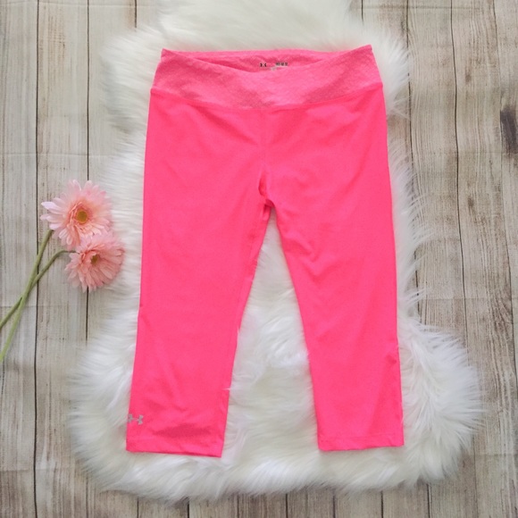 Under Armour Pants - Under Armour | Hot Pink Crop Leggings